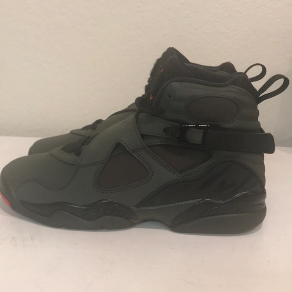 Retro Jordan 8 (GS) Take Flight “Undefeated” - Picture 3 of 7